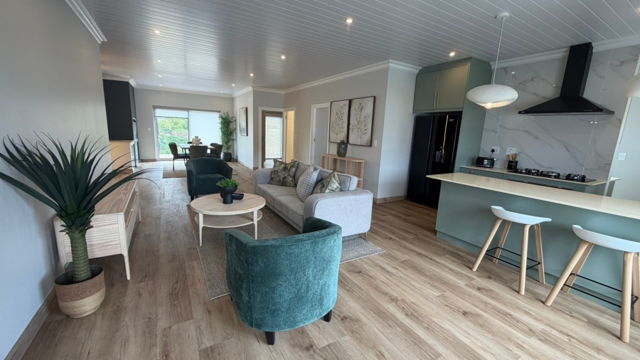 3 Bedroom Property for Sale in Fraaiuitsig Western Cape